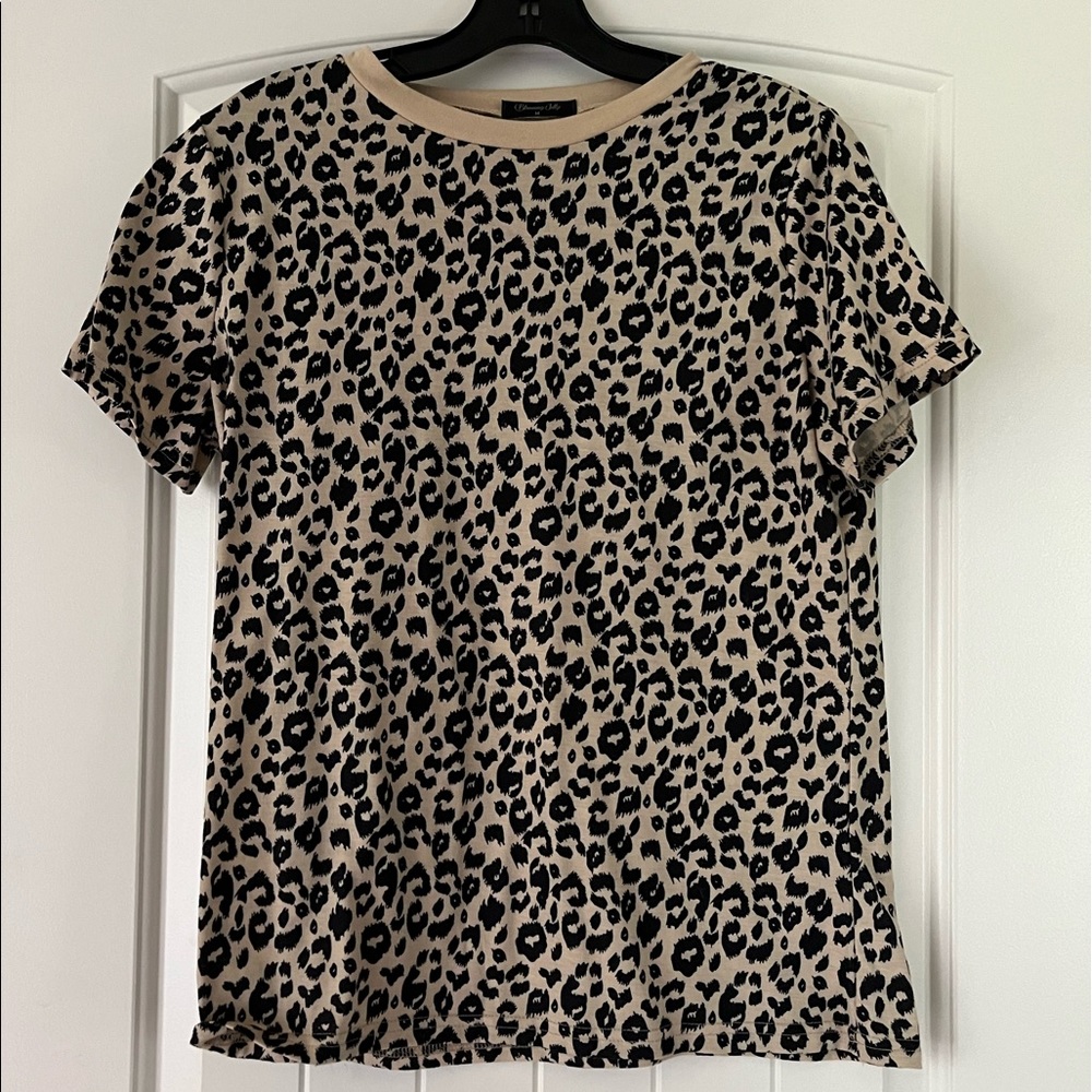 Leopard print t-shirt